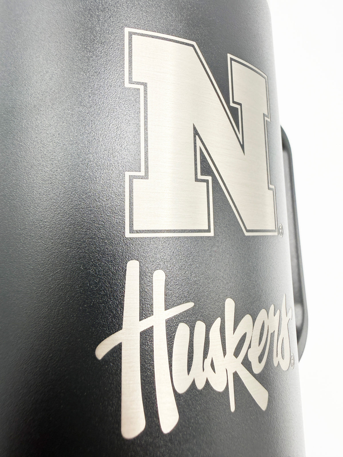 Black Etched Colossal Handled Tumbler - Nebraska Cornhuskers