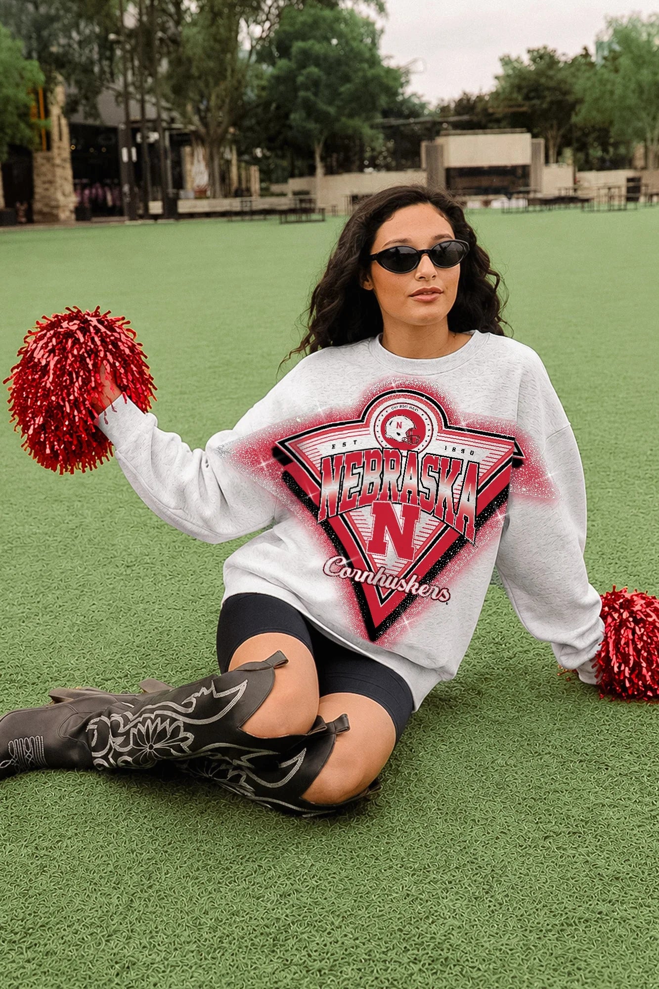 Chasing Victory Crew Gameday Couture - Nebraska Cornhuskers